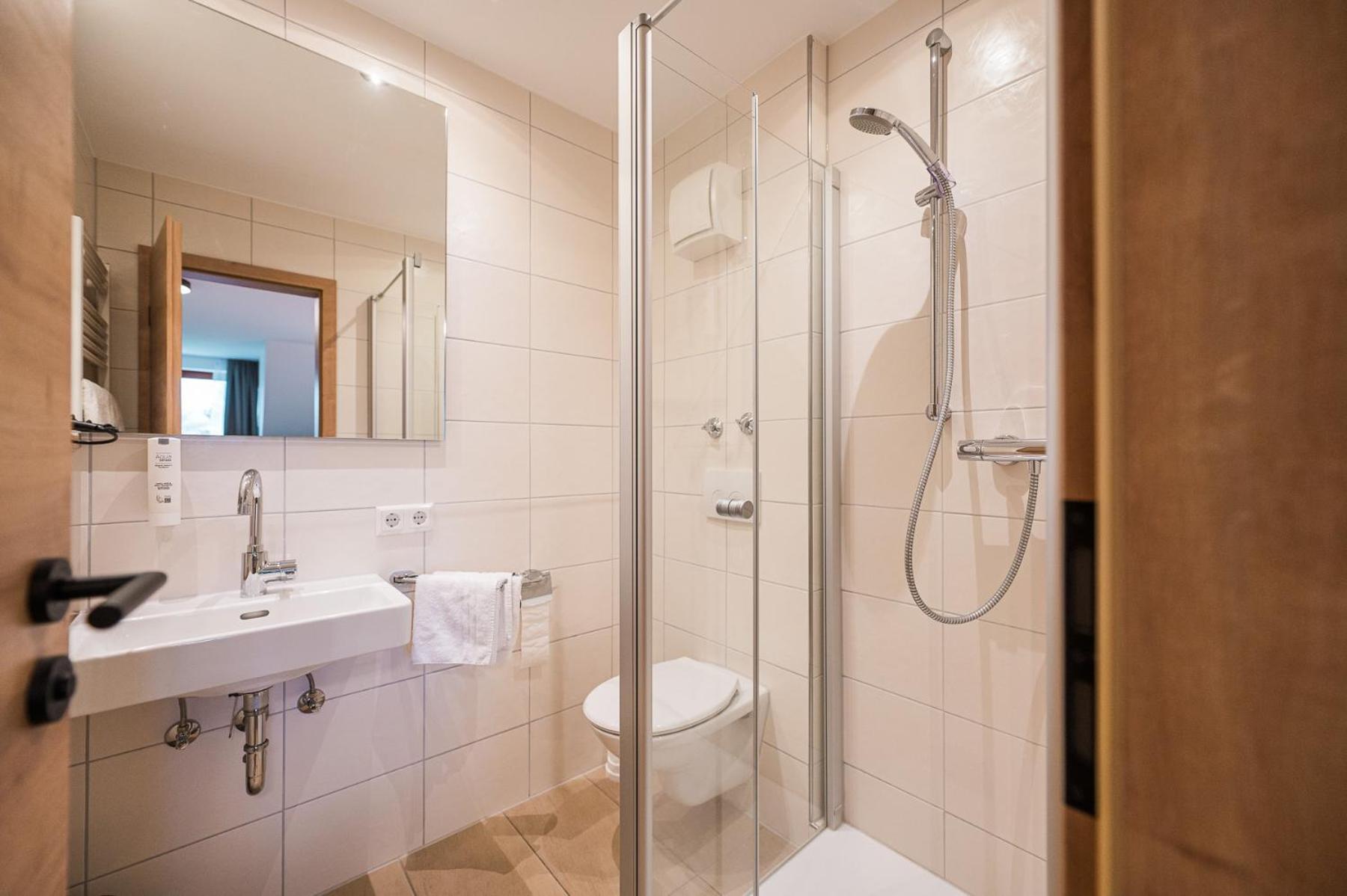 Hotel Goldener Engel Ihringen Dış mekan fotoğraf